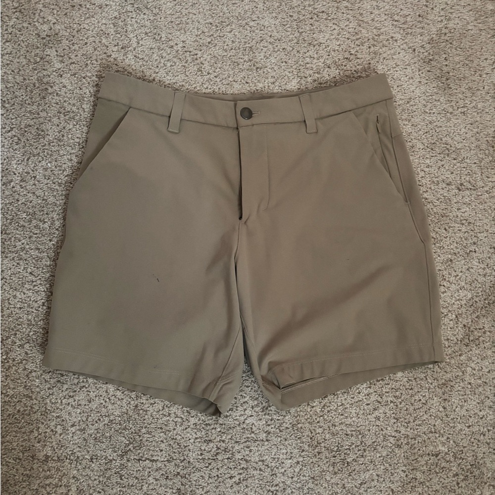 Men's LuLuLemon Khaki/Tan Shorts